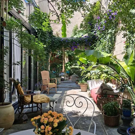D'hote Maison Magda Bed & Breakfast 4*